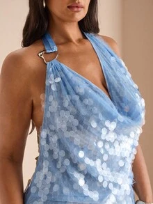 SHEIN BAE 大码春夏蓝色挂脖不对称摆领金属扣装饰露背鱼尾摆海边度假派对亮片长裙，度假连衣裙，蓝色亮片闪光连衣裙 - 藍色 - 查看 4