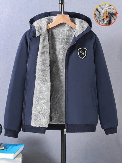 1 pieza Chaqueta con capucha y forro térmico para niño adolescente, ropa de abrigo casual de invierno con diseño de letra y escudo, adecuada para el uso diario al aire libre