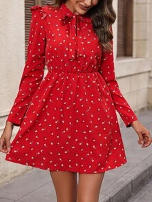 EMERY ROSE Vestido elegante de manga larga con cuello de corbata, hombros con parches, volantes en el bajo y estampado floral diminuto - Rojo - Ver 5