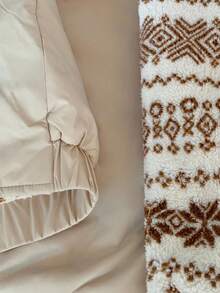 Sunspun 休闲优雅立领短款抽绳腰双面枫叶印花夹克，学院风，加大码女式夹棉外套 - 杏色 - 查看 8