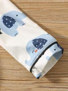 SHEIN 2 件套男婴卡通大象印花翻领长袖口袋衬衫和直筒裤针织舒适宽松睡衣套装 - 白色 - 查看 4