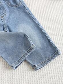 SHEIN 2 件婴儿男童/女童秋冬连帽压花卫衣帽衫搭配浅蓝色牛仔阔腿裤，中性婴儿服装，婴儿冬装 - 彩色 - 查看 7