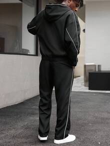 Manfinity Roghcode 男士休闲刺绣拉链连帽衫和裤子套装黑色两件套男士运动服男士慢跑套装慢跑服 Y2k 运动服男士万圣节派对，2000 年代风格，秋季服装 - 黑色 - 查看 2