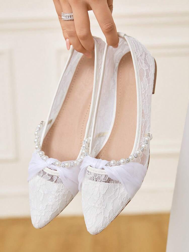 CUCCOO HITCHD Women's Pointed Toe Flats With Pearl, Rhinestone Chain, Bow Design, Elegant, Romantic, White Lace Bridal/Bridesmaid Shoes, Suitable For Weddings, Dates, Afternoon Tea For Christmas Elegant Shoes Wedding Shoes Summer Shoes Bride Shoes