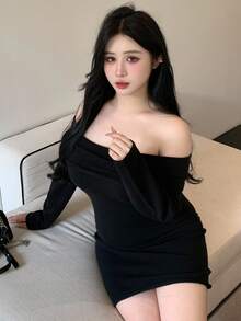Dazy Plus Gaun Sweater Pendek Bodycon Tanpa Bahu untuk Wanita Ukuran Plus dengan Kerah, Warna Polos, Pakaian Pesta Musim Gugur/Dingin - Hitam - View 3