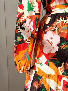 Sweetra Damen Große Größen elegantes romantisches Blume Muster Rüschenkragen Puffärmel Gürtel Schleife Lagen-Volantrock Halb offene Front Elastischer Bund Lässig Langarm Party Maxikleid - Verschiedenfarbig - Übersicht 5