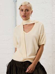 COUREZ V领短袖针织上衣配围巾/Y2K秋季女装 秋季服装 可爱上衣 外出上衣 冬季服装 时尚上衣 - 米色 - 查看 5
