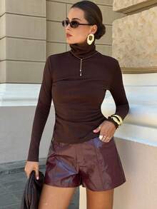 Lavishia 高领摩卡棕色罗纹厚羊毛内层，棕色底层夹克，收腰和褶饰细节，修身效果 - 彩色 - 查看 5