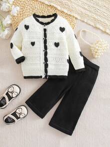 SHEIN مجموعة كنزة صوفية وبنطلون محبوكة للأطفال البنات بنمط قلب ملون، كاجوال للخريف/الشتاء، 2 قطعة