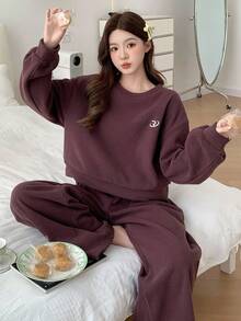 DAZY 女士纯色休闲字母图案抓绒连帽衫和长裤家居服套装，秋冬保暖睡衣，舒适套装