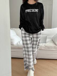 DAZY Conjunto de pijama de franela con bordado de letras y pantalones a cuadros esponjosos para mujer, ropa de otoño e invierno, conjunto acogedor - Negro - Ver 9