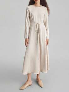 Ontre 2025新款冬季连衣裙，秋冬服装，派对，新年，女士超长连衣裙，纯色杏色，修身剪裁，A字版型，长袖，收腰设计，圆领，缝线细节，抽绳设计，适合万圣节、圣诞节、婚礼宾客、下午茶聚会等场合，休闲百搭，简约优雅，都市时尚，女士外套，节日装扮，女士超长连衣裙，百搭女装 - 白色 - 查看 4