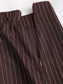 Sweetra 初秋新款韩版西装，棕色条纹设计，V领，收腰，修身时尚女士套装