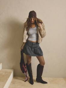 Aralina Váy ngắn denim đen sẫm xếp ly và nhún bèo dáng chữ A cạp vừa mùa đông/thu, trang phục cao bồi, váy phong cách Stockholm và đồng quê cho nữ - màu đen - Xem 4