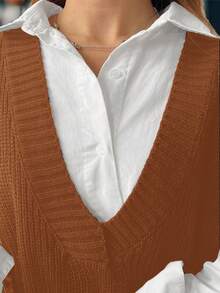 Calvaya 大码休闲宽松V领纯色毛衣背心 - 駝色 - 查看 5