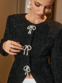 Áo khoác vải tweed đính sequin đen với nơ ngọc trai giả – Áo blazer dạ hội kiểu Pháp thanh lịch, Áo blazer vải tweed nữ, Áo khoác đính ngọc trai giả, Áo blazer sequin đen, Áo khoác ngoài kiểu Pháp sang trọng, Áo blazer dạ hội, Áo khoác phong cách, Thời trang cổ điển, Áo khoác dự tiệc, Giáng sinh, Trang phục Halloween cho nữ, Áo khoác trang trí nơ thanh lịch cho nữ, Áo khoác vải tweed mùa thu, mùa đông cho nữ, Áo đính hạt. - màu đen - Xem 3