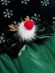 PETSIN 1pc Christmas Green Velvet Pet Dress – Snowflake & Silver Foil Splice, Mesh Bow Tie, Deer Decor, Luxurious Holiday Dog Outfit - Multicolor - View 6