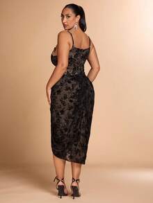 SHEIN BAE 大码女式植绒垂坠领长款吊带裙，适合初秋/秋冬季 - 黑色 - 查看 4