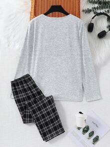 两件套男童圆领长袖睡衣套装，包含一件印有“SLEEP”字样的上衣和一条格子宽松长裤，舒适针织面料，适合秋冬季穿着。 - 白色 - 查看 2