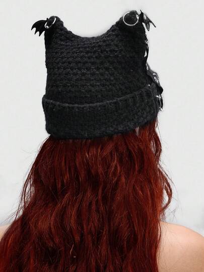 Grunge Punk 1pc Gothic Punk Style Demon Wings Knit Beanie Hat, Y2K Cross Pin Chain Eye Element Warm Slouchy Cap, Versatile Fashion Accessory