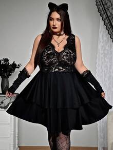SHEIN CURVE+ Váy dự tiệc ngắn xòe ren ôm sát cổ chữ V cỡ lớn cho nữ, phong cách Gothic, phù hợp cho lễ Halloween Váy phù thủy Váy ren cỡ lớn Váy ma cà rồng/Mùa thu/Đông - màu đen - Xem 9