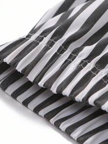 Manfinity Underwear&Sleepwear Basics 2pcs Plus Size Men's Classic Grey Striped Loose Fit Airy Pants, Comfortable - Multicolor - View 5