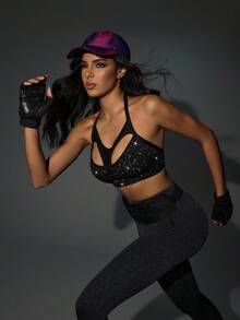 Innovista Metallic Glitzer Nachtsport-BH mit Struktur für den täglichen Athleisure-Bereich, mittlerer Halt für Yoga, Pilates, HIIT-Training, Fitnessstudio, Laufen, Boxen, Aktivbekleidung für den Herbst, funktionelles, atmungsaktives Mesh mit Ausschnitt und Kreuzrücken-Design - Schwarz - Übersicht 11