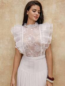 SHEIN Privé VITNOS 优雅甜美镂空刺绣雪纺拼接纯白色透明荷叶边领荷叶边女式吊带背心，春夏 - 白色 - 查看 3