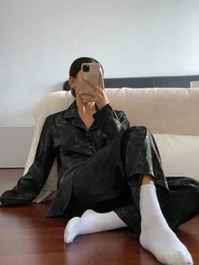 DAZY Traditional Chinese Style Bamboo Pattern Jacquard Satin Pajama Set, Fall Clothes - Black - View 3