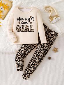 SHEIN 1set Baby Girls' English Print & Leopard Pattern Snug Fit Pajama Set, Long Sleeve Top And Pants, Spring/Autumn Mommy And Me Clothes Set Leopard Print Pajamas Toddler Girl Pajamas Leopard Print Toddler Clothes Snug Fit Tight Fit Pajamas Fall Winter - Apricot - View 3