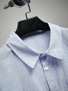 EASEVO Casual Loose Short Sleeve Pocket Embroidered Shirts For Plus Size Men - Blue and White - View 4