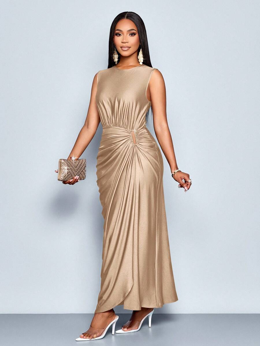SOLERSUN 女士优雅纯色褶皱镂空时尚金属环扣小众设计褶皱开衩无袖长款连衣裙 - 卡其色 - 查看 1