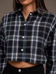 SHEIN Essnce Áo sơ mi kẻ caro cài nút dáng rộng thoải mái dành cho nữ - màu đen - Xem 5