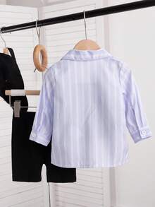 SHEIN Conjunto de 3 piezas para niña bebé de verano: Camisa/chaqueta de manga larga a rayas negras y blancas con protección solar y cuello, camiseta sin mangas negra suave y pantalones cortos ajustados, adecuado para la escuela, uso diario y deportes