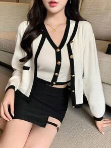 DAZY 2件套女士撞色饰边纽扣前休闲落肩毛衣套装 - 白色 - 查看 1
