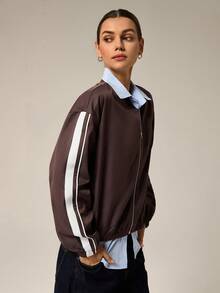 Hanevo Women's Casual Fashion Sporty Contrast Striped Side Zip-Up Lightweight Baseball Jacket, Spring/Autumn - Brown - View 5