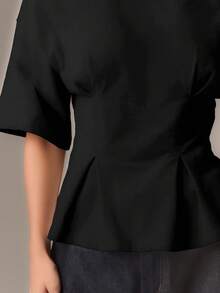 AiiRZ 棉质优雅荷叶边 T 恤，配有和服袖，现代办公室剪裁腰部及肘长飘袖专业工作服 - 黑色 - 查看 5