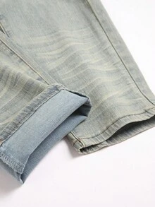 Manfinity Roughcore 大码男士浅蓝色复古做旧紧身牛仔裤 - 淺色水洗藍 - 查看 4