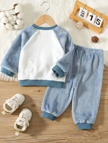 SHEIN 2pcs/Set Kids Baby Boy/Girl Cute Animal Cartoon Embroidered Raglan Sleeve Crew Neck Long Sleeve Top And Pants Cozy Plush Flannel Pajamas Set, Autumn/Winter - Multicolor - View 2