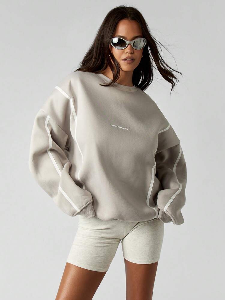 MISSGUIDED Oversized Crew Neck Pullover Sweatshirt With Ribbed Cuffs And Hem For Casual Comfort