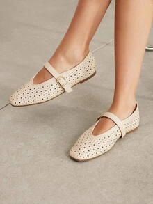 MOTF PREMIUM 女士镂空方头平底乐福鞋，适合新年假期、情人节 - 米色 - 查看 3