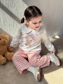 SHEIN Baby Mädchen Säugling Kleinkind Neugeborene 0-3 Jahre süßer Bär & Schleife Muster Langarm-Top + orange karierte weite Hose 2-teiliges Outfit Set, Herbst