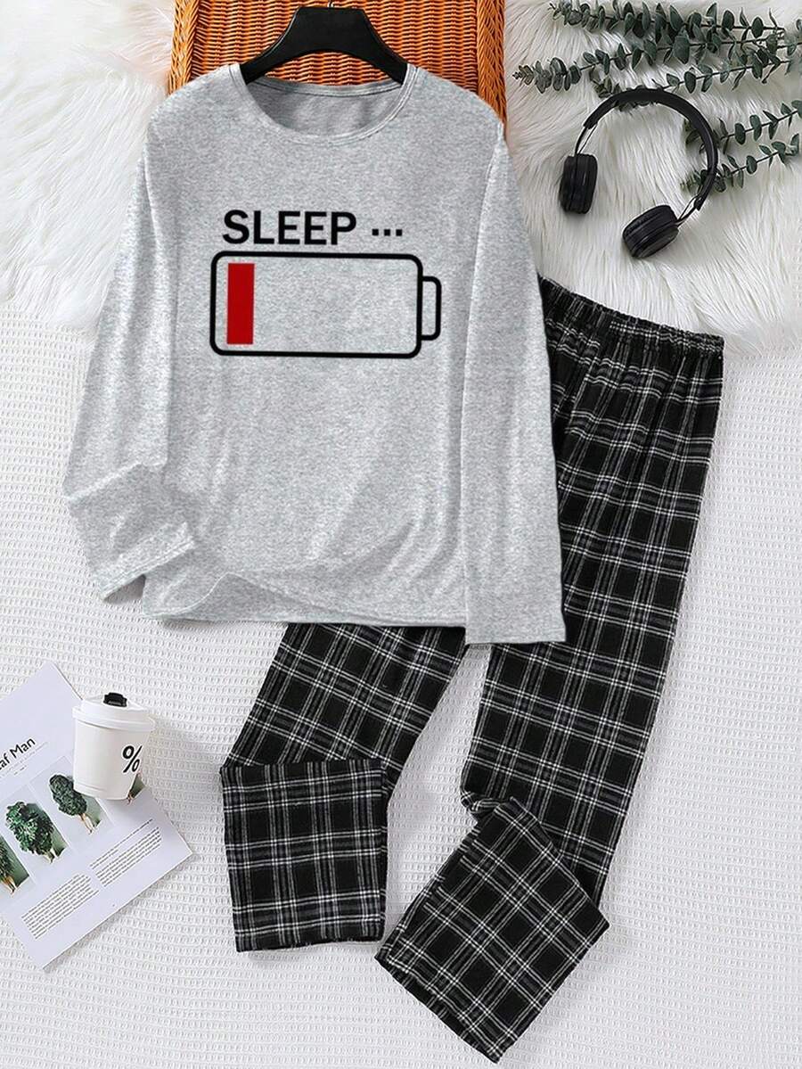 两件套男童圆领长袖睡衣套装,包含一件印有“SLEEP”字样的上衣和一条格子宽松长裤,舒适针织面料,适合秋冬季穿着。 - 白色 - 查看 1
