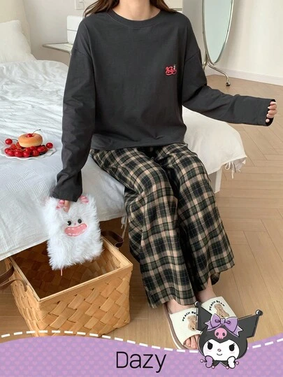 DAZY HELLO KITTY AND FRIENDS | SHEIN 卡通印花T恤上衣和格子宽松长裤女士两件套睡衣套装，秋冬服装
