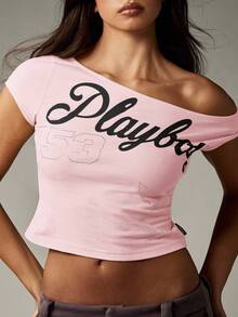 Missguided x Playboy 合身不对称露肩 T 恤，带有徽标设计，短款长度，夏季时尚休闲街头风格棉混纺上衣 - 粉色 - 查看 6