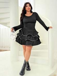 Solflare Plus Size High Stretch Black Party Dress, White Lace Trim Cake Mini Dress, Long Sleeve - Black - View 4