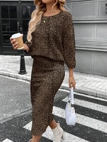 SHEIN LUNE 两件套女士豹纹圆领T恤和半裙休闲套装，适合秋冬季节穿着，豹纹两件套女装，猎豹纹印花 - 彩色 - 查看 1