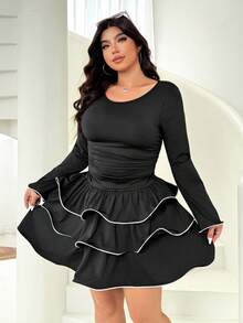 Solflare Plus Size High Stretch Black Party Dress, White Lace Trim Cake Mini Dress, Long Sleeve - Black - View 3