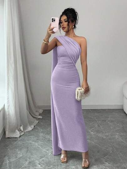 Elenzga Vestido ajustado de corte elegante con plisados en la cintura, hombros oblicuos, espalda con abertura y tejido brillante elástico y suave, en color albaricoque de moda europea y americana para fiesta, cita, San Valentín