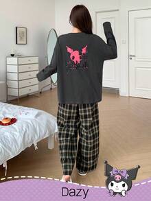 DAZY HELLO KITTY AND FRIENDS | SHEIN 卡通印花T恤上衣和格子宽松长裤女士两件套睡衣套装，秋冬服装 - 深灰色 - 查看 5
